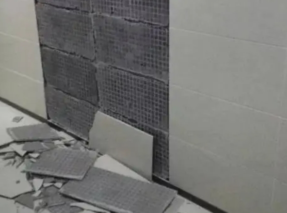 河池市瓷砖空鼓维修公司分享下河池市墙砖松动维修的知识